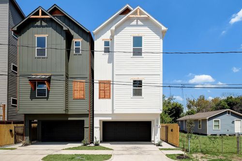 a-1307 E 27th St, Houston, TX, 77009-1230 | Card Image