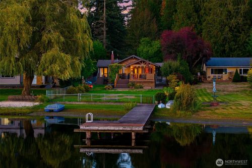 30979 E Lake Morton Dr Se, Kent, WA, 98042-9725 | Card Image