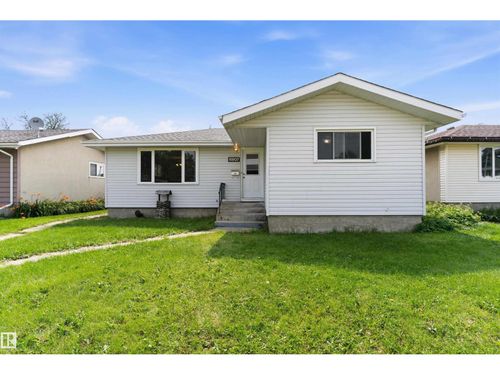 6907 Delwood Rd Nw, Edmonton, AB, T5C3A6 | Card Image