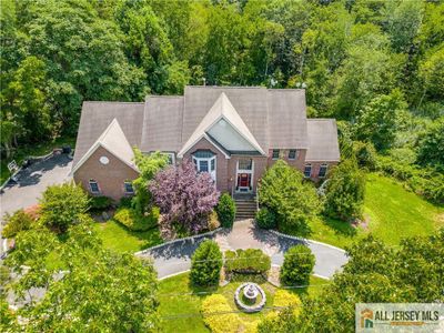 35 Old Mill Road, House other with 5 bedrooms, 4 bathrooms and null parking in Marlboro NJ | Image 2