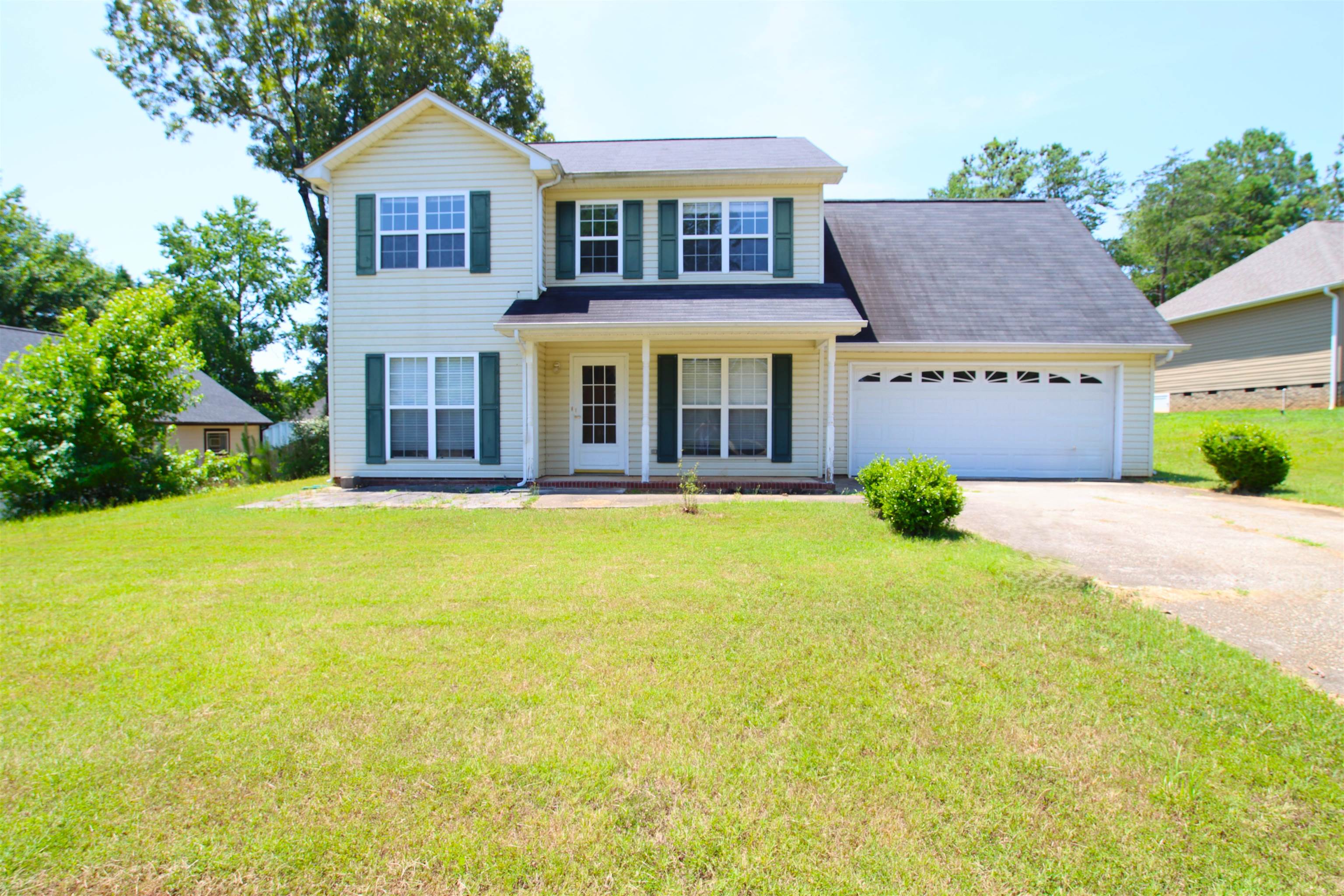 Houndsear Trl, Spartanburg, SC 29306