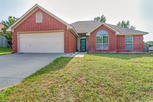 106 King Arthur Court, Weatherford, TX, 76086 | Card Image