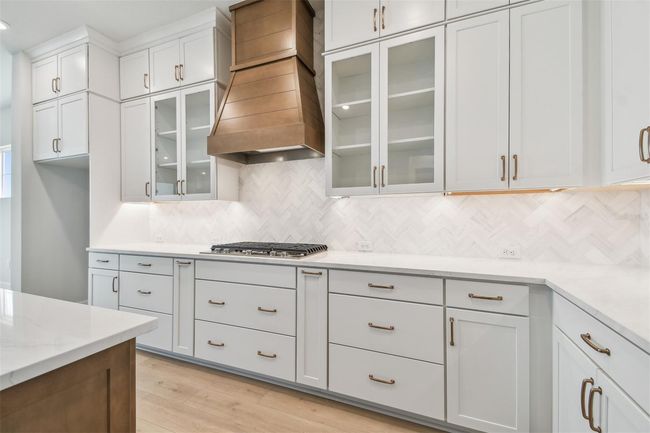 Kitchen | Image 13