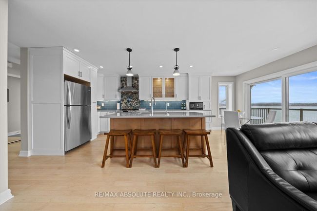 304 Riverwood Dr, House other with 3 bedrooms, 4 bathrooms and 4 parking in Woodlawn ON | Image 15