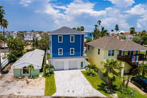 13117 4th St E, Madeira Beach, FL, 33708-2419 | Card Image
