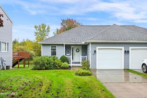 30 Walden Ln, Pittsfield, MA, 01201-1572 | Card Image