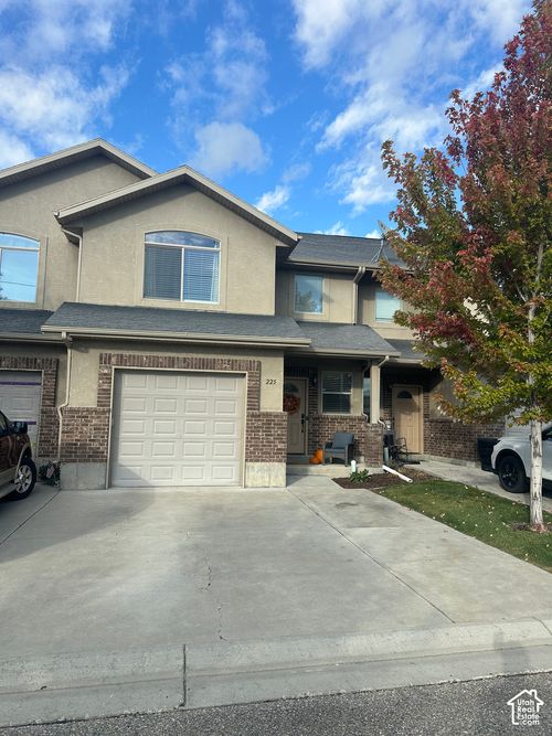 225 E 700 N, Smithfield, UT, 84335-6761 | Card Image