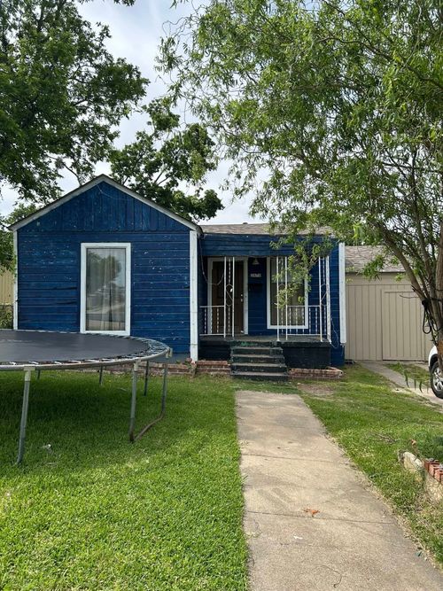2670 Strong Avenue, Fort Worth, TX, 76105 | Card Image