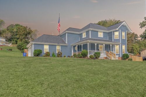 437 English Oaks Dr, Hixson, TN, 37343-2872 | Card Image