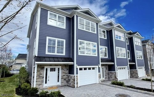 184 Canterbury Ave, North Arlington, NJ, 07031-4920 | Card Image