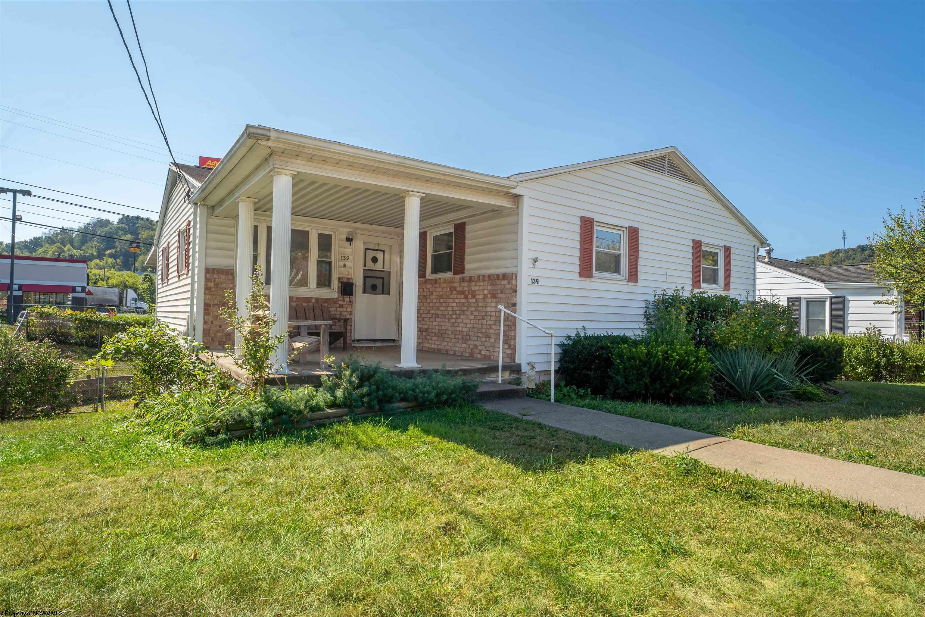 1st St, Morgantown, WV 26501