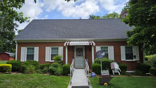 790 S 2nd St, Wytheville, VA, 24382-3030 | Card Image