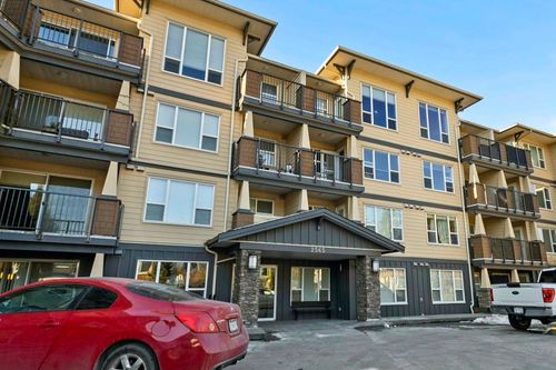 112-2565 Campbell Ave, Abbotsford, BC, V2S0E3 | Card Image