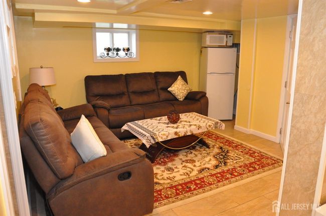 195-195 Wachung Terrace, House other with 3 bedrooms, 3 bathrooms and null parking in Scotch Plains NJ | Image 14
