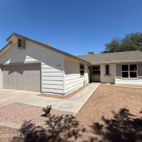 938 N Evergreen Ct, Gilbert, AZ, 85233-3301 | Card Image