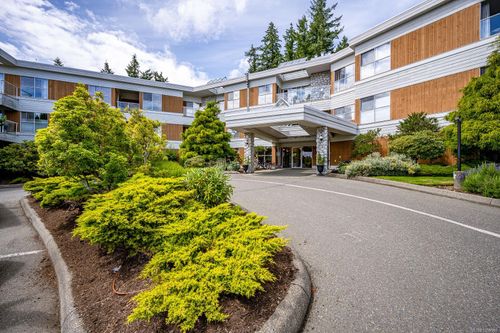 203-1686 Balmoral Ave, Comox, BC, V9M2N1 | Card Image