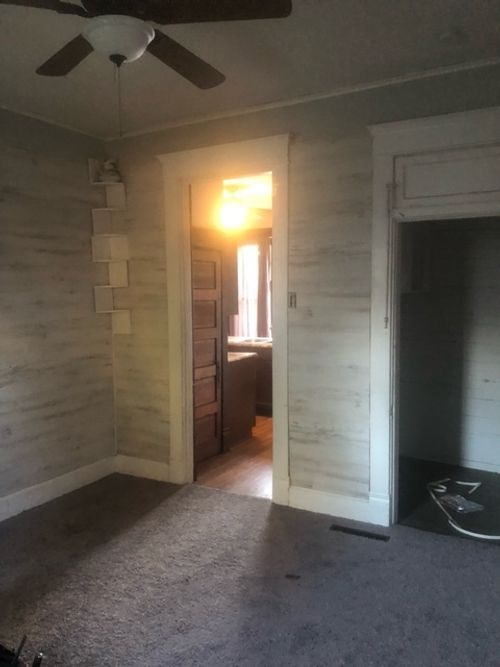 401 Main St, Westport, IN, 47283-9610 | Card Image