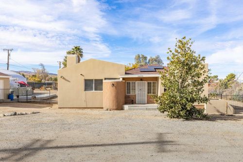 34005 Longview Rd, Pearblossom, CA, 93553-3136 | Card Image