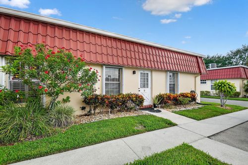 apt-a-522 Franconia Cir, Lake Worth, FL, 33467-2107 | Card Image