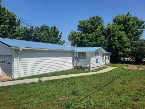 201 S Hwy 5, Mountain View, AR, 72560 | Card Image