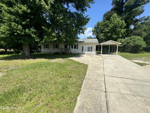 165 Shaw Rd, Wallace, NC, 28466-8219 | Card Image