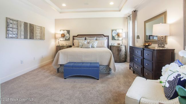 Model home - actual features may vary. | Image 8