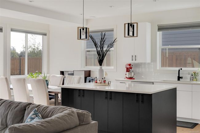 6517 Noblewood Pl, House other with 4 bedrooms, 3 bathrooms and 4 parking in Sooke BC | Image 9