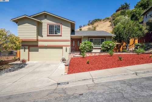 3430 Eureka Ct, Hayward, CA, 94542-2422 | Card Image