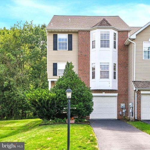 74 Hunt Club Dr, COLLEGEVILLE, PA, 19426-3979 | Card Image