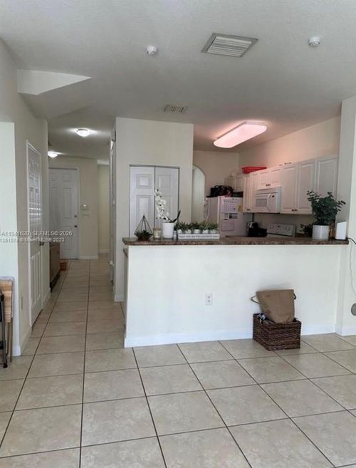 4-152 Se 29th Ave, Homestead, FL, 33033-7003 | Card Image