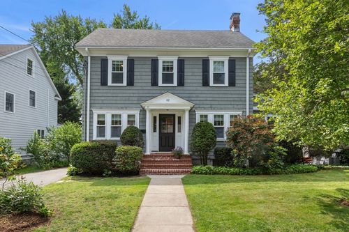 32 Oneida Rd, Winchester, MA, 01890-3434 | Card Image