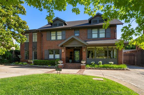 1225 E 18th St, Tulsa, OK, 74120-7410 | Card Image