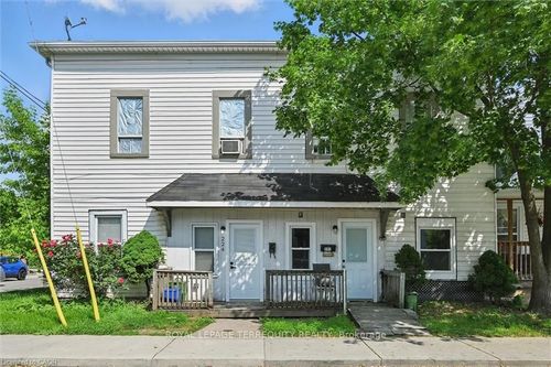 224 Rosslyn Ave N, Hamilton, ON, L8L7P7 | Card Image