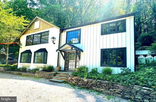 3017 River Rd, NEW HOPE, PA, 18938-5695 | Card Image