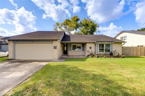 2410 Parkview Dr, Pearland, TX, 77581-5410 | Card Image