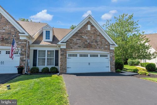 330 Reagan Dr, SELLERSVILLE, PA, 18960-1667 | Card Image
