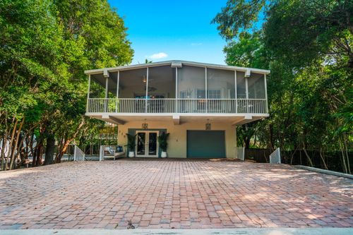 119 S Rolling Hill Rd, Tavernier, FL, 33070-2026 | Card Image