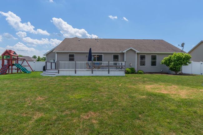 1619 W Meadowlark Dr, Home with 3 bedrooms, 3 bathrooms and null parking in Pontiac IL | Image 43