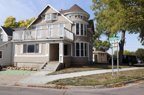 238 Lincoln St, Mankato, MN, 56001-3842 | Card Image