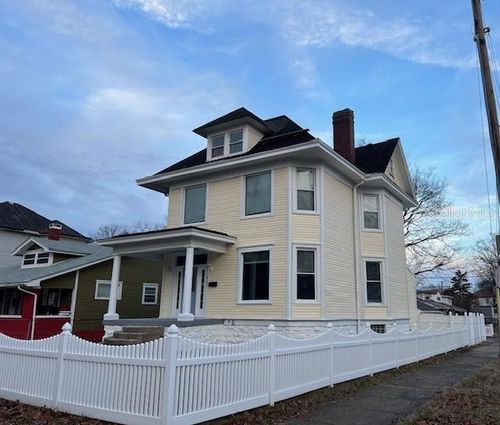 253 Southwestern Pkwy, Louisville, KY, 40212-2656 | Card Image