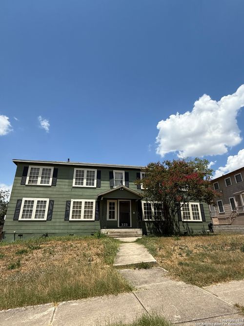 apt-2-323 Natalen Ave, San Antonio, TX, 78209-6831 | Card Image