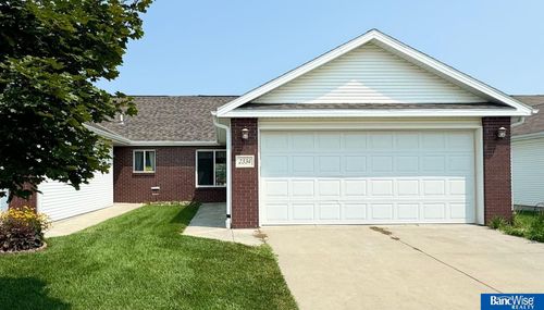 2334 Northline Court, Lincoln, NE, 68521 | Card Image