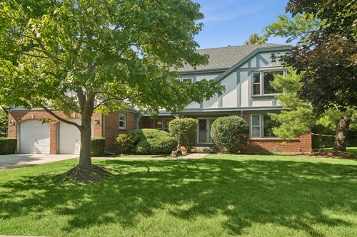 634 Raintree Rd, Buffalo Grove, IL, 60089-6662 | Card Image