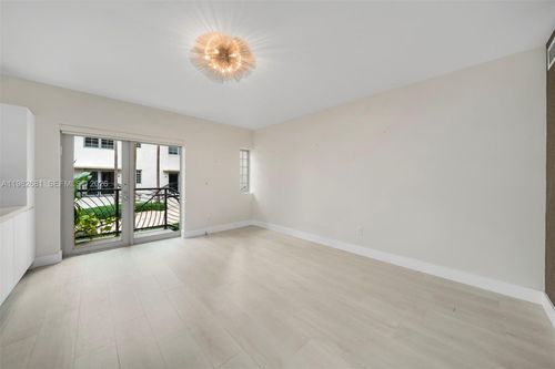 103-435 21st St, Miami Beach, FL, 33139 | Card Image