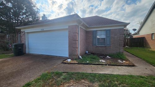 2232 Lake Springs Ln, Cordova, TN, 38016-5328 | Card Image