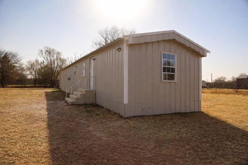 6802 N County Road 1630, Shallowater, TX, 79363-3886 | Card Image