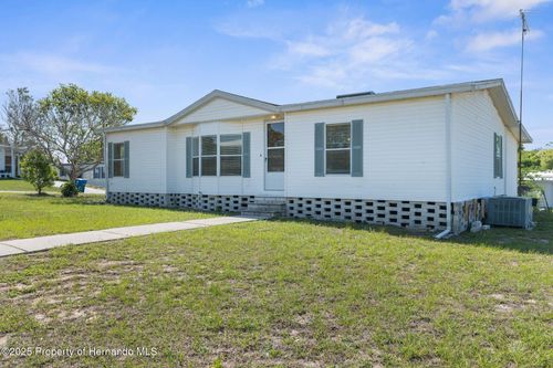 14911 Rialto Ave, BROOKSVILLE, FL, 34613-5065 | Card Image