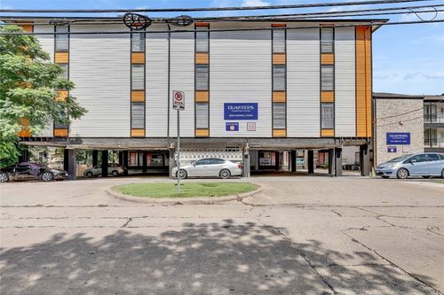 apt-302-2803 Hemphill Park, Austin, TX, 78705-4102 | Card Image