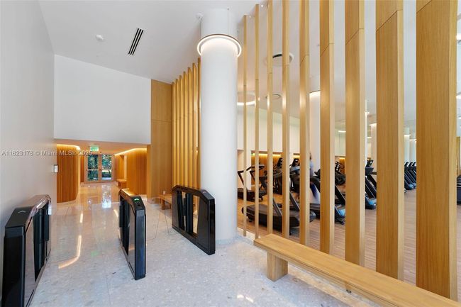 APT-262 - 1500 Bay Rd, Condo with 2 bedrooms, 2 bathrooms and null parking in Miami Beach FL | Image 36