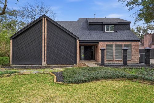 1819 Big Horn Dr, Houston, TX, 77090-1006 | Card Image
